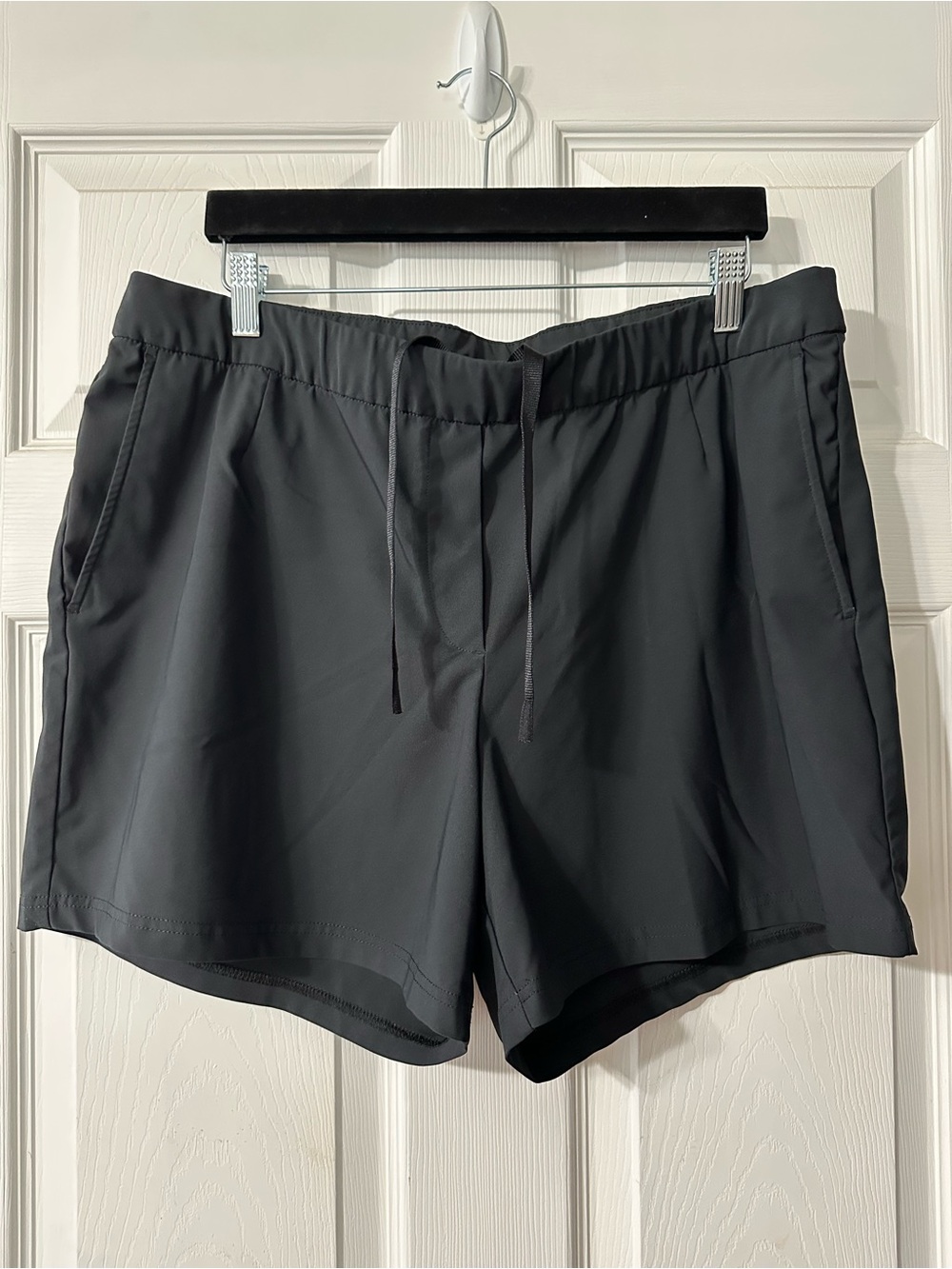 Women’s Nike Black Drawstring Golf Shorts Dri-Fit